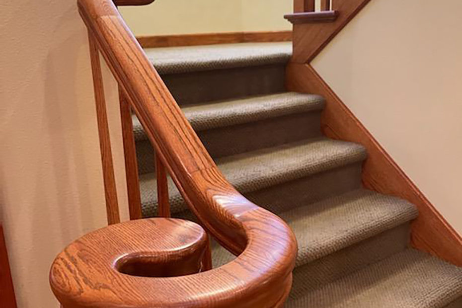 Re-staining interior wood handrailing